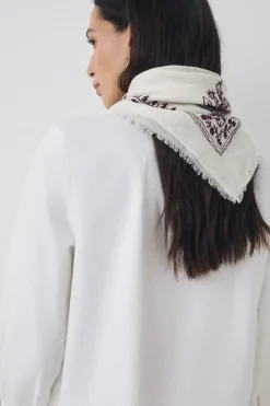 eseOese PAÑUELO LANA EMBROIDERY